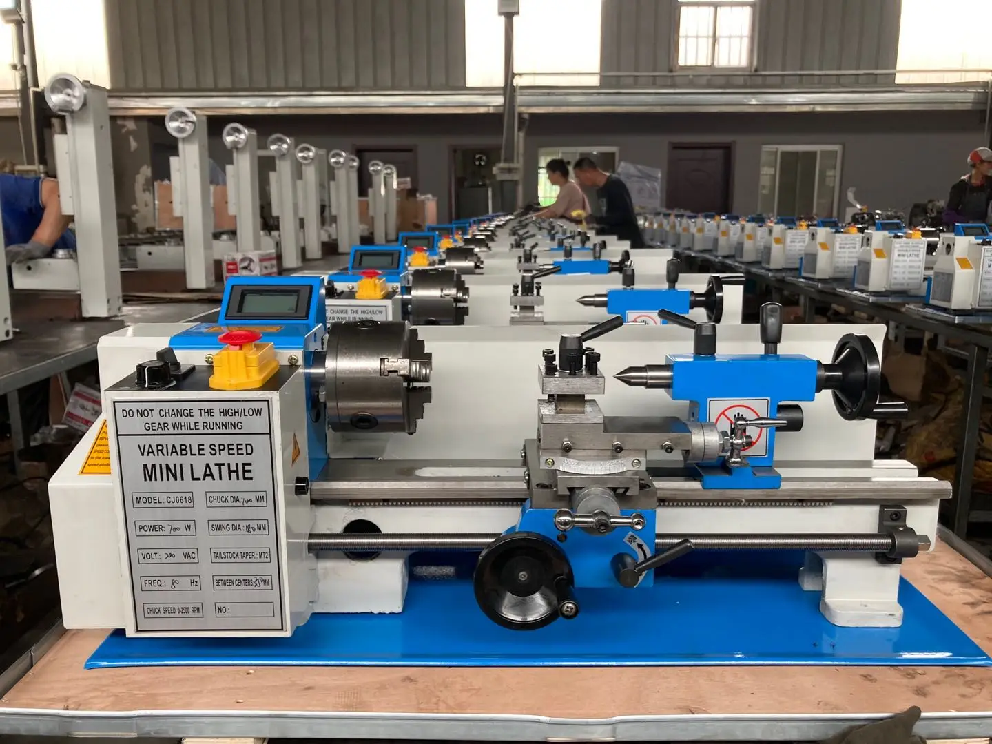 Mini tokarka stołowa do metalu – Bench Lathe 750W Metal recenzja i cena